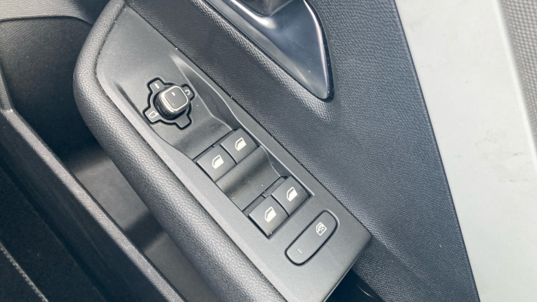 Vauxhall Astra 1.2 Turbo 130 Design 5dr Auto Petrol Estate